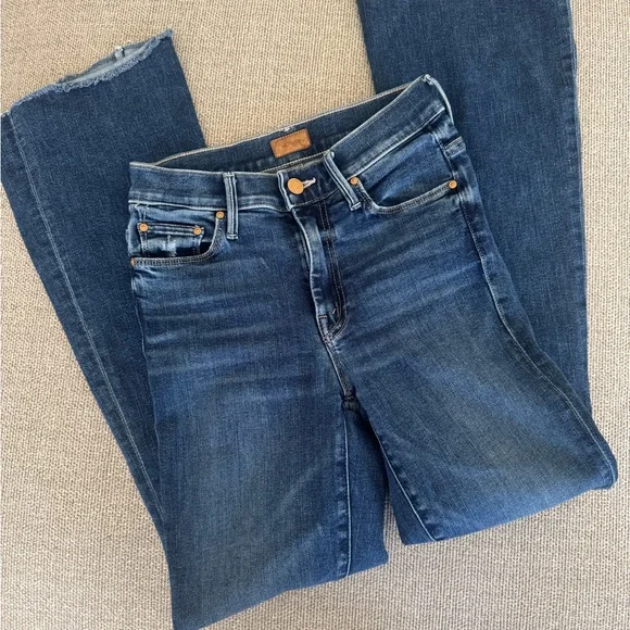 MOTHER Jeans The Weekender Fray “Teaming Up” - Picture 7 of 11